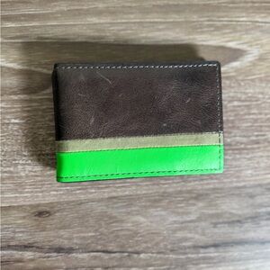 Fossil Men's Leather Bifold Money Clip Wallet Brown Neon Green Stripe Slim ID